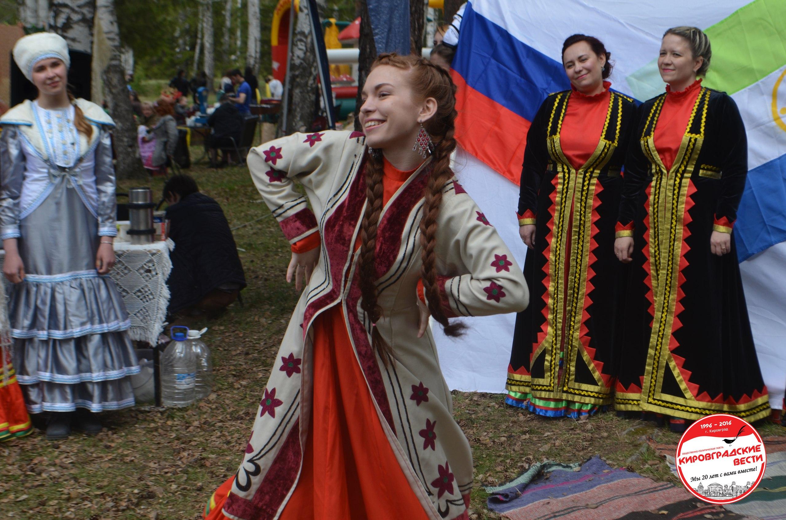 Самобытность это. Самобытность народа. Самобытность народов России. Культурная самобытность народов России. , Культурной самобытности всех народов.